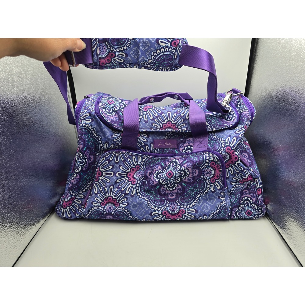 Vera Bradley XLarge Duffel Bag Nylon Purple Paisley Excellent Travel Weekend